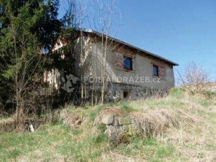 dražba budovy v obci Vlčatín, okres Třebíč