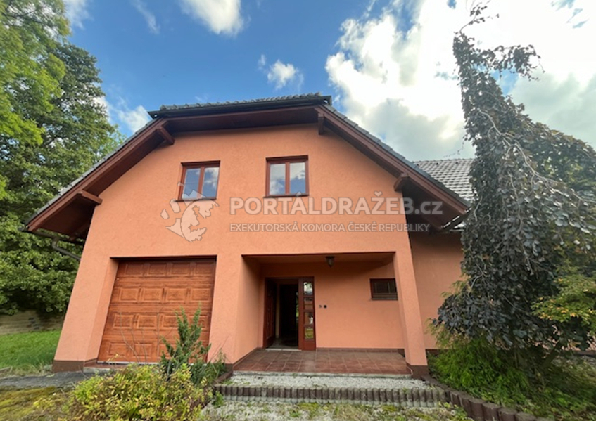 Rodinný dům o velikosti 2978m2, Frýdek-Místek