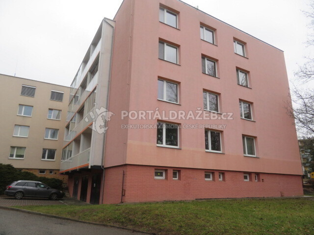 Dražba podílu id. 1/6 na bytové jednotce 3+1 v