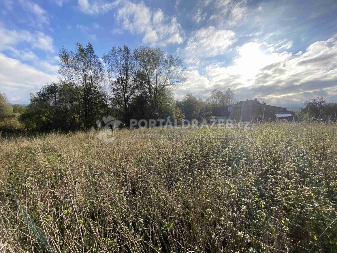 Stavební pozemek o velikosti 3207m2, Horní Lipka