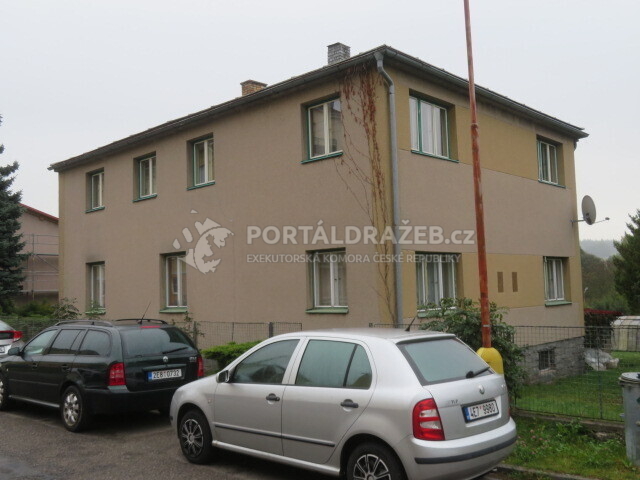 Spoluvlastnický podíl 1/4 RD s pozemky Hlinsko -