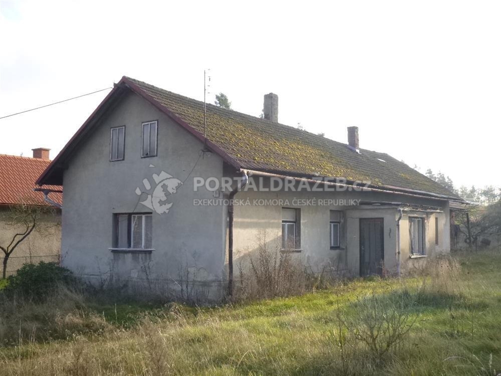 id. 1/14 rodinného domu v Újezdu u Chocně, okr. Ústí nad Orlicí