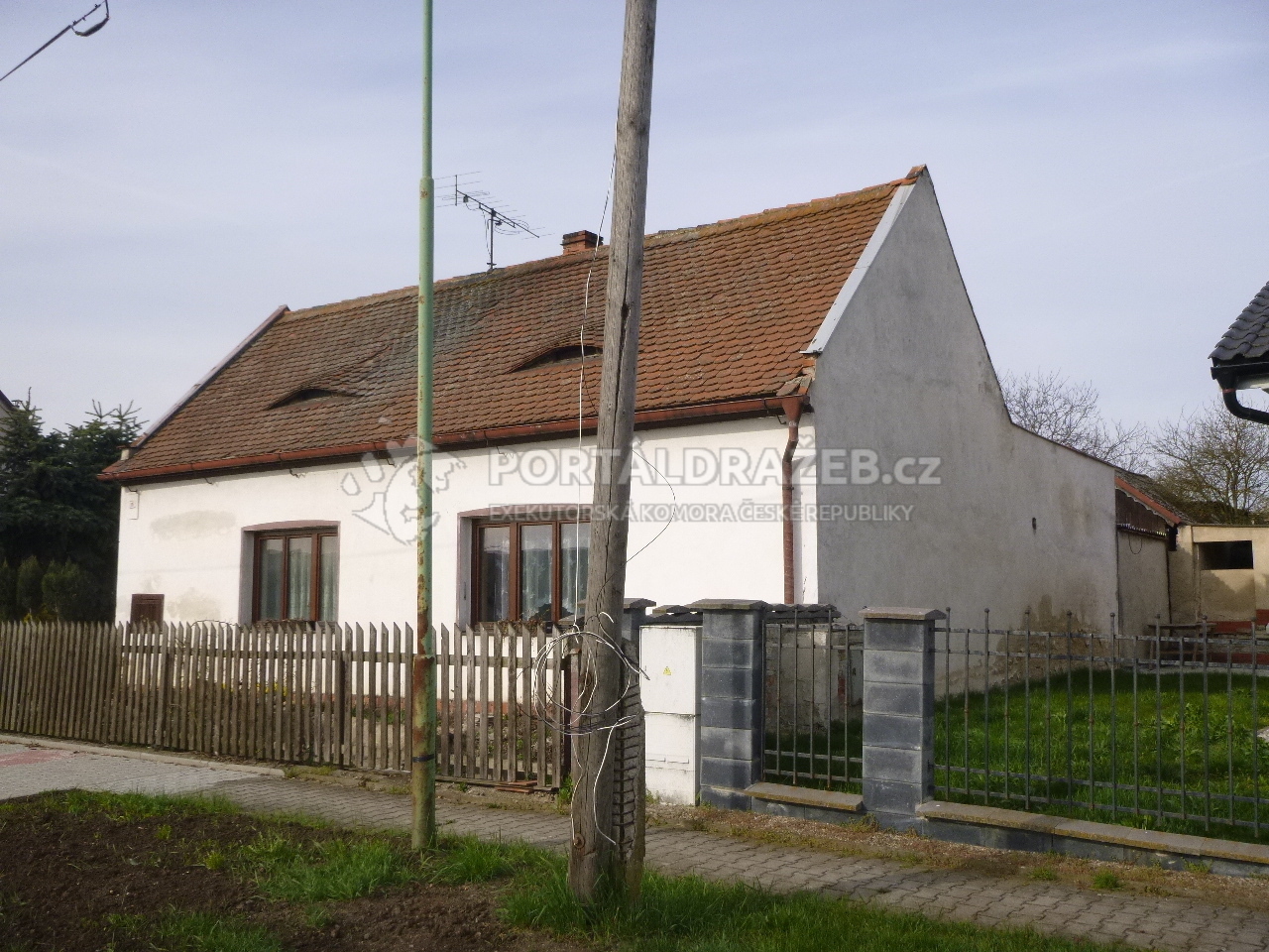 Rodinný dům v obci Žiželice, okr. Louny