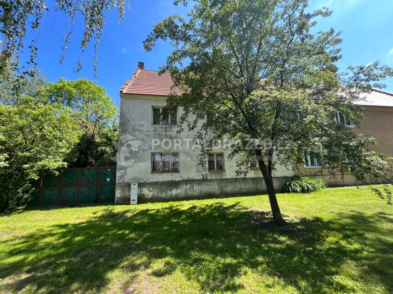 Dražba podílů na RD Pučery, okr. Kolín
