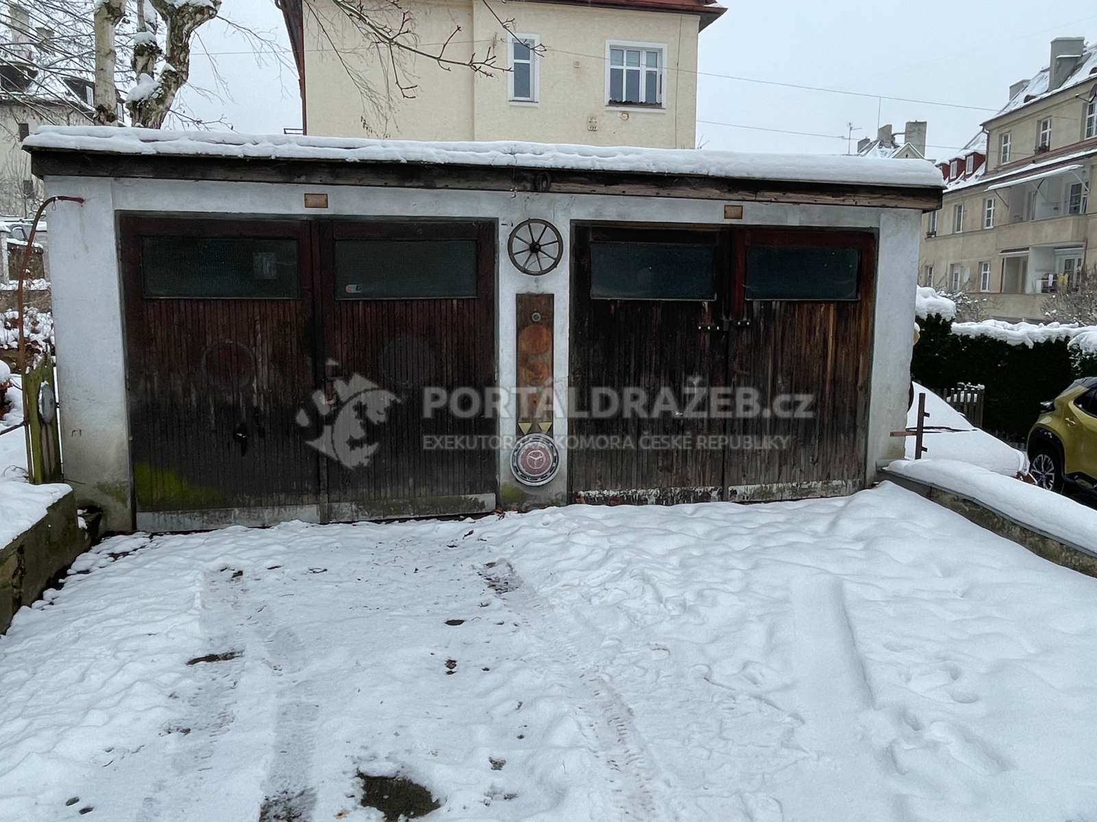 ideální podíl 1/4 garáže v k.ú. Tuhnice, obec