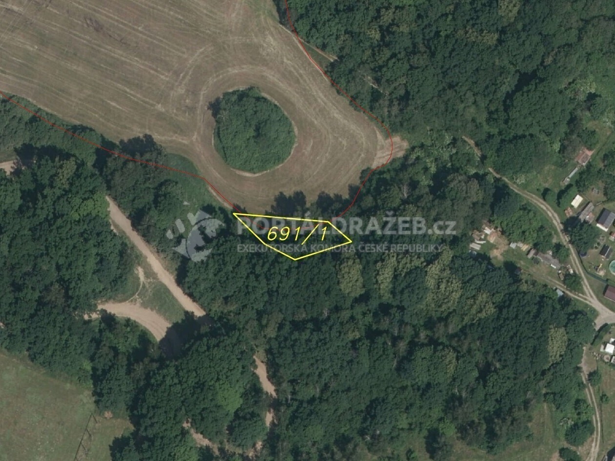 Pozemek o velikosti 403m2, Žíteč