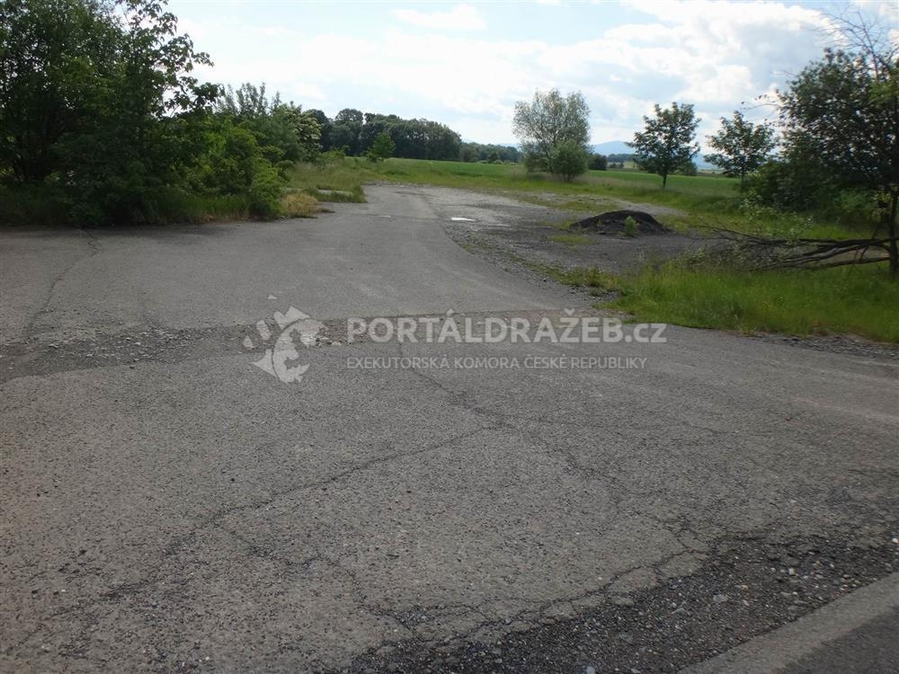 Dražba pozemků v Javorníku, okres Jeseník