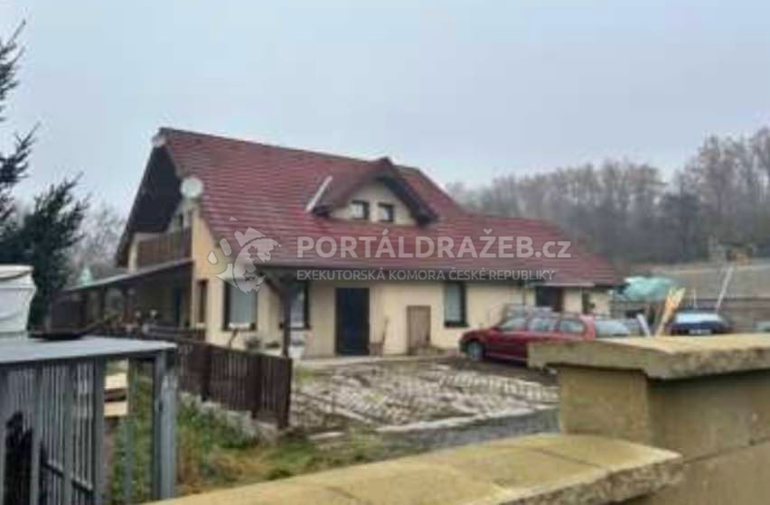 Rodinný dům, Chržín