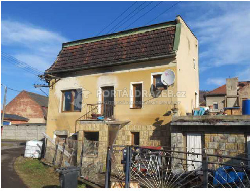 Podíl 1/10 rodinného domu Želenice