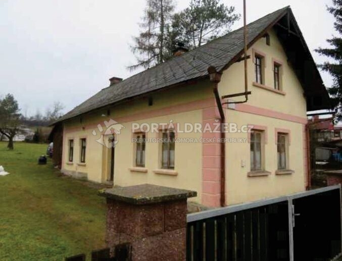 podíl 1/12 rodinného domu v obci Koberovy, okres