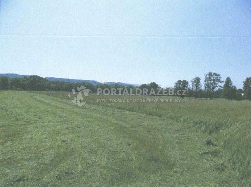 spoluvlastnický podíl na pozemcích (zahrada orná