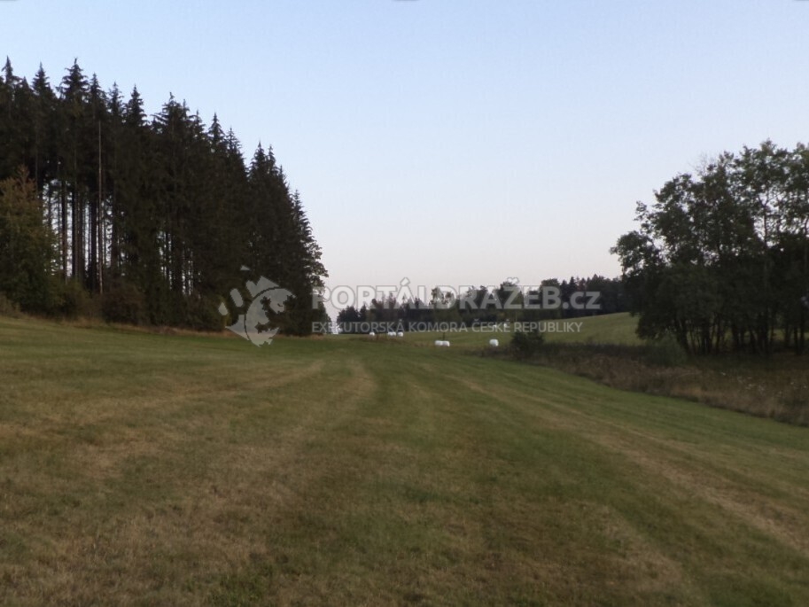 Pozemek o velikosti 14711m2, Semily