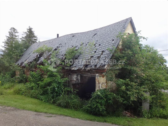 Dům s pozemky v obci Vlčice, k.ú. Vlčice u
