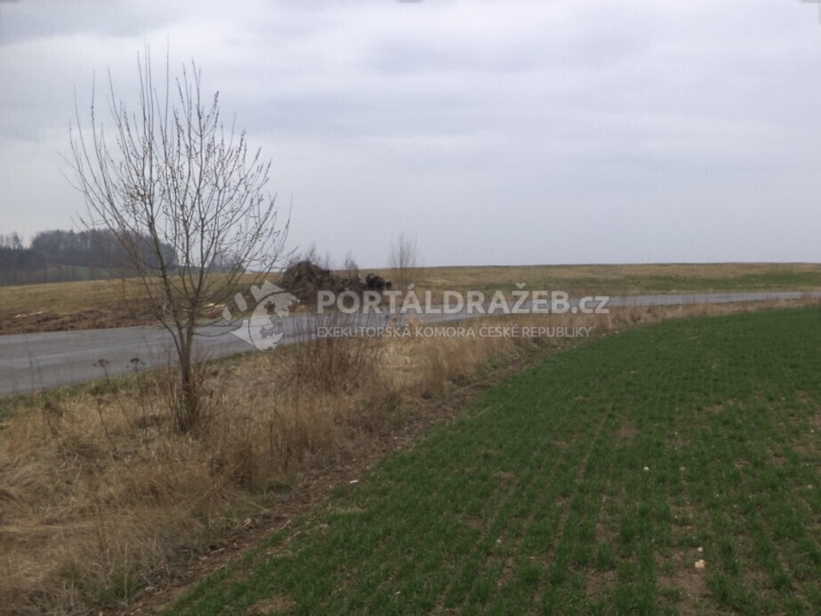 Pozemek o velikosti 3570m2, Pohnánec