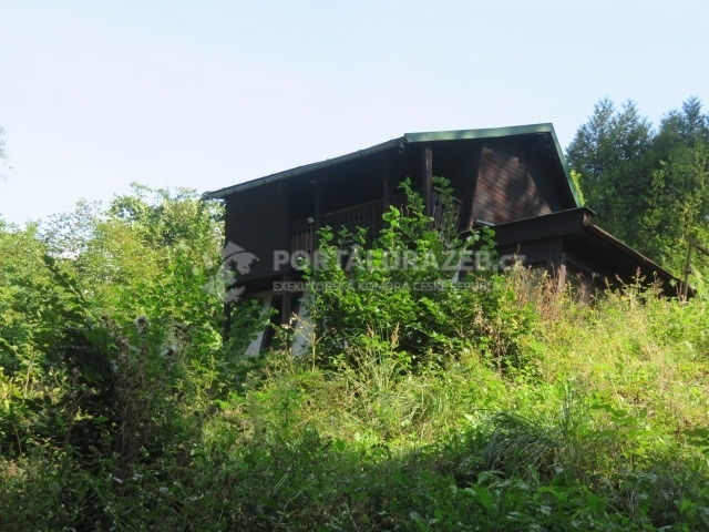 Dražba spoluvlastnického podílu id. 1/6, chata,