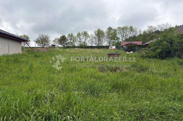 Pozemek o velikosti 1290m2, Krnov