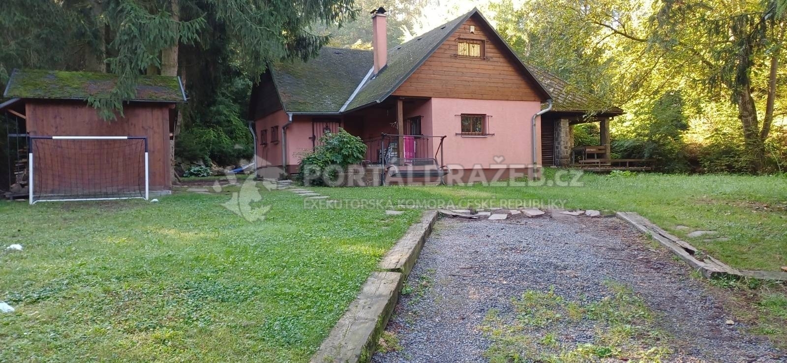 Rekreační chata se zahradou, Stříbrnice, okres