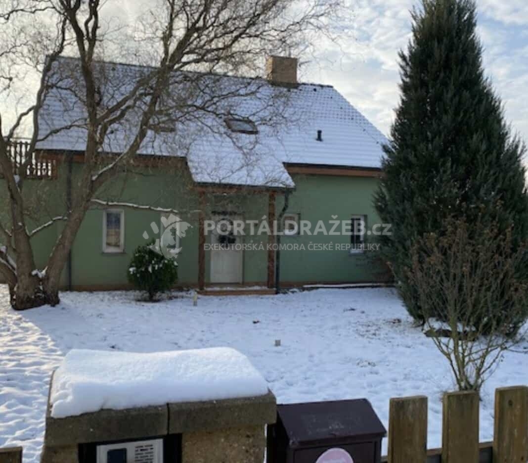 Rodinný dům, Opatovice nad Labem