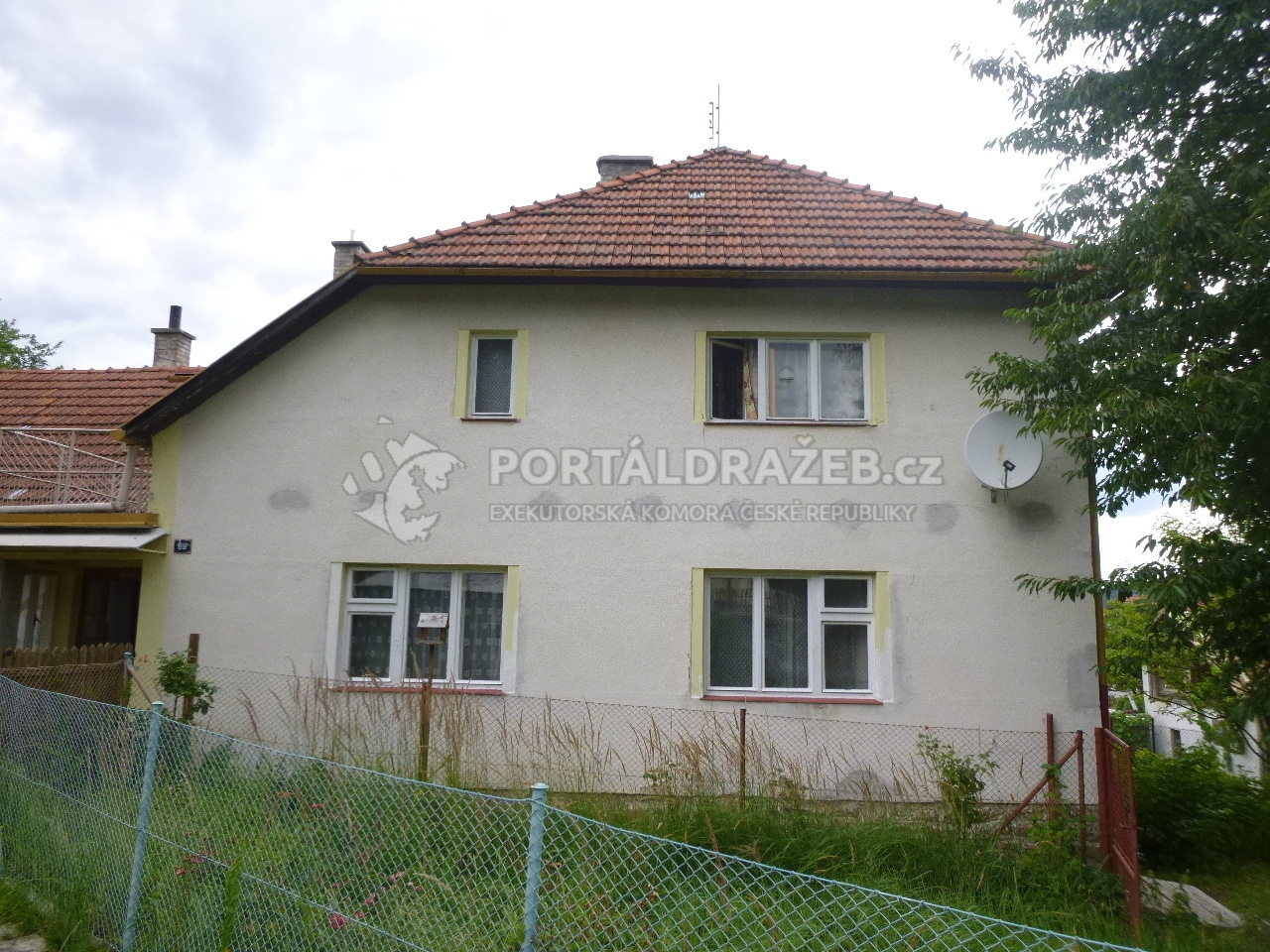 Podíl na rodinném domě a pozemcích v obci Študlov, okr. Zlín