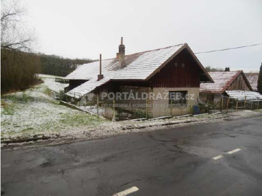 Ideální spoluvlastnický podíl 1/8 rodinného domu