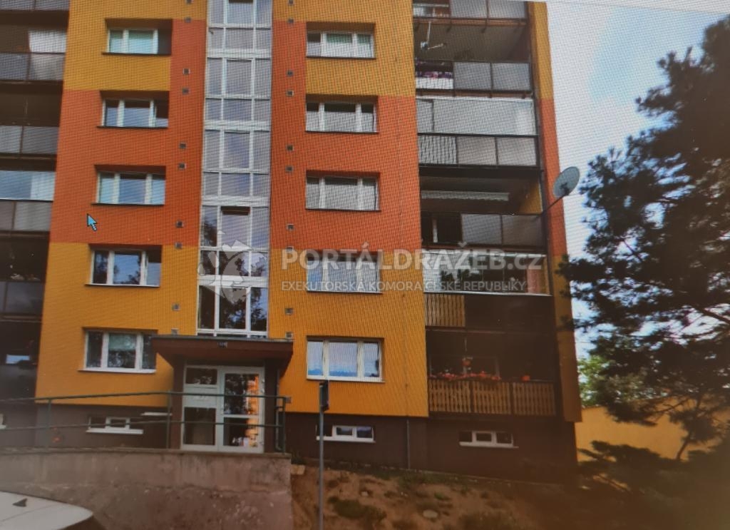 spoluvlastnický podíl 1/8 k bytové jednotce v obci Benešov nad Ploučnicí