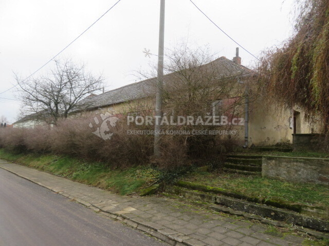 Dražba RD Bezkov, okr. Znojmo