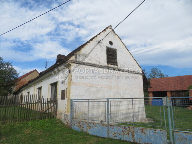 Rodinný dům o velikosti 128m2, Kralovice, podíl 1/4