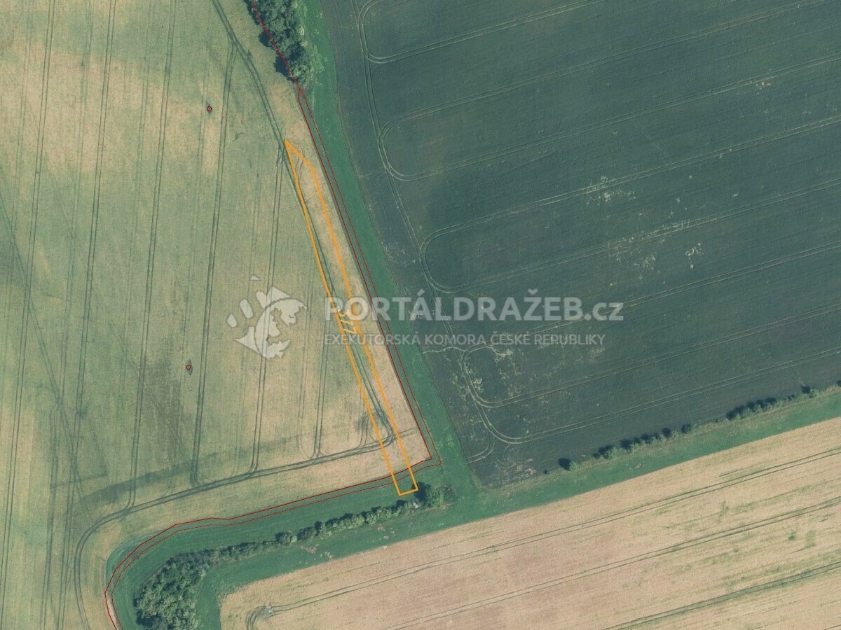 Pozemek o velikosti 1633m2, Ostrovánky