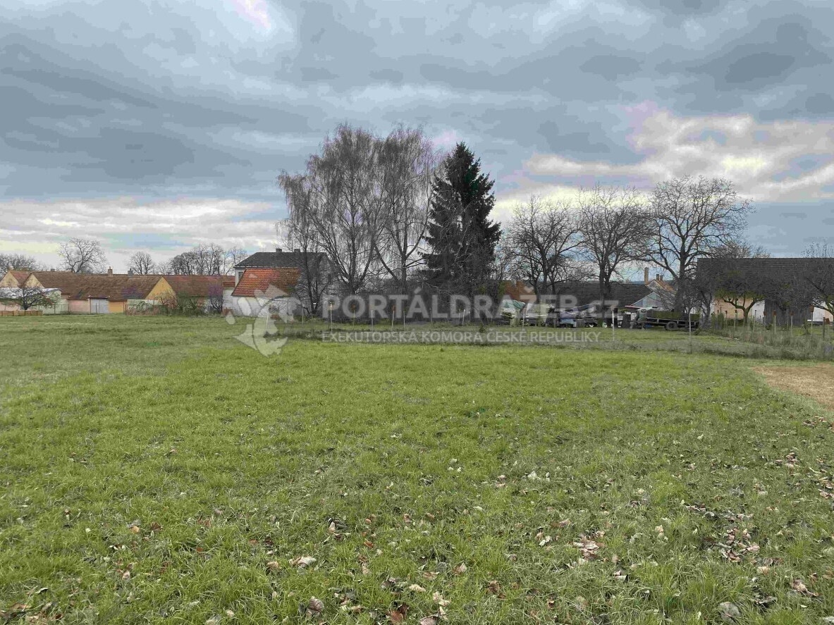 Stavební pozemek o velikosti 1427m2, Dolní Bukovsko
