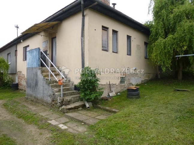 id. 1/3 rodinného domu Šanov