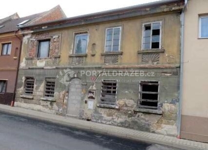 podíl 1/12 rodinného domu s pozemky v obci Mimoň