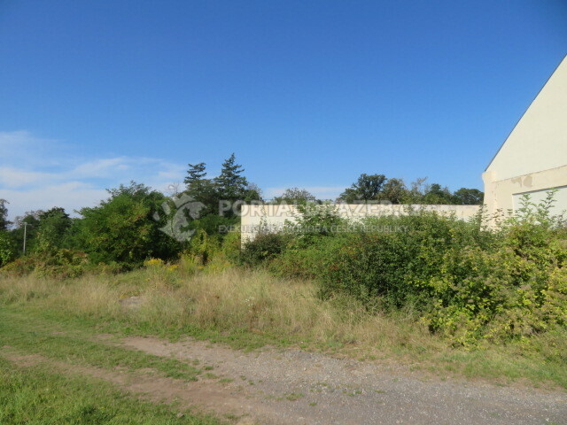Pozemky Polní Voděrady, okres Kolín