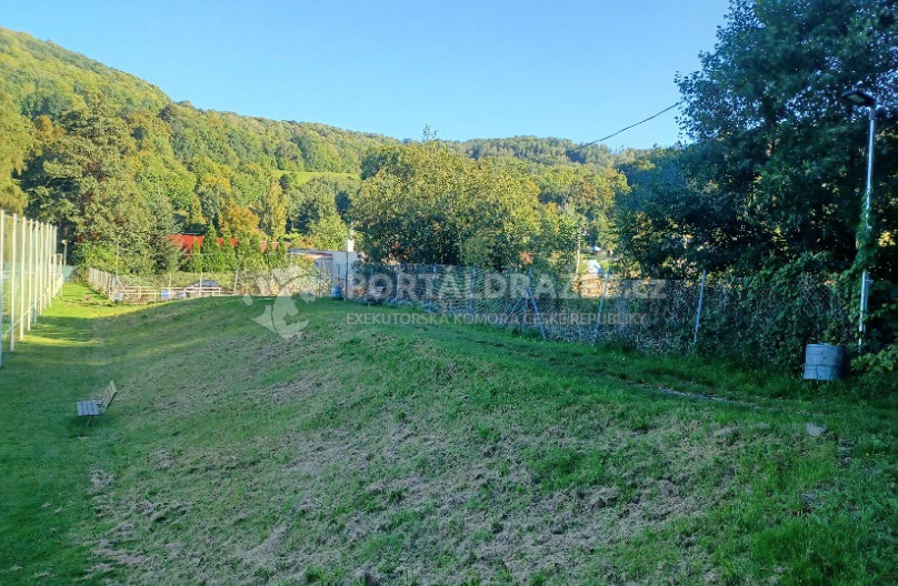 Pozemek o velikosti 8127m2, Děčín