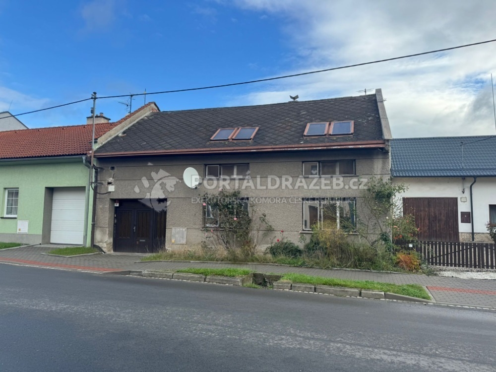 Dražba rodinného domu na ul. K Rokytnici 54/8,