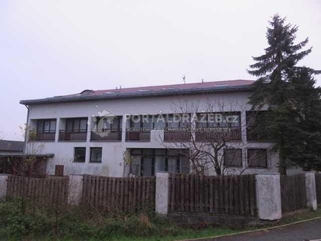 Ubytovací zařízení (penzion), zděný přístřešek -