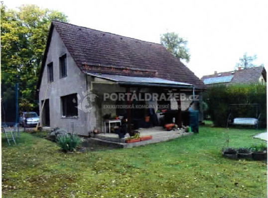 Rodinný dům s pozemky v obci Skalice u České Lípy
