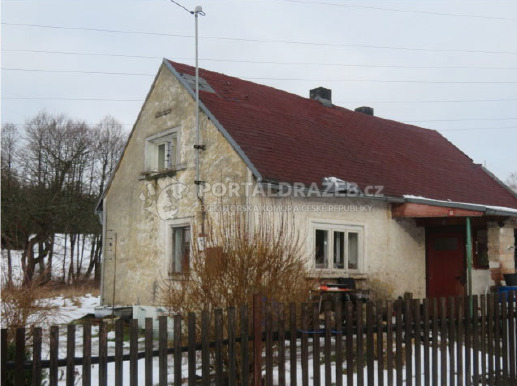 Ideální spoluvlastnický podíl 1/5 rodinného domu