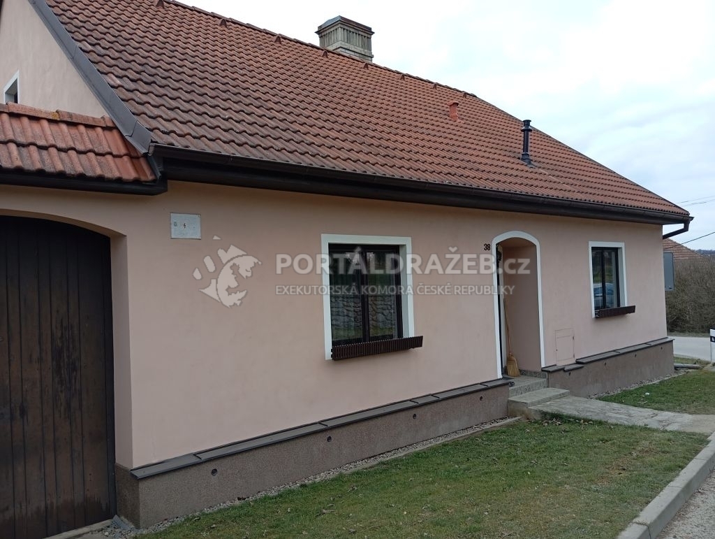Dražba id. podílu  1/3 na rodinném domě č. p. 38, Heroltice + na pozemcích, opakovaná dražba - 3. kolo, opakovaná dražba