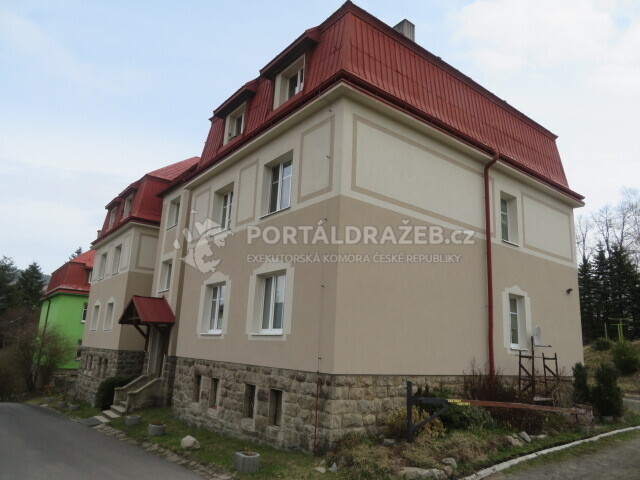 Dražba podílu id. 1/5 na bytové jednotce 2+1 v