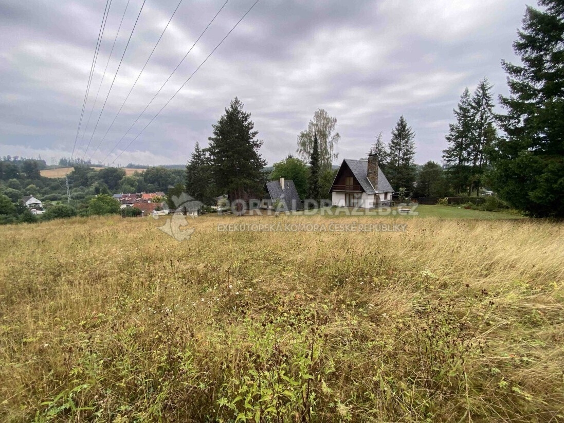 Pozemek o velikosti 1160m2, Úblo