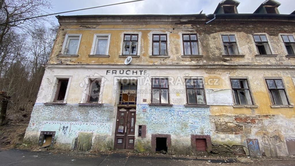 Rodinný dům, podíl 1/10, Jáchymov, okr. Karlovy