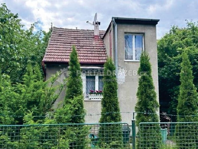 dražba rodinné rekreace v Praze - Klánovicích