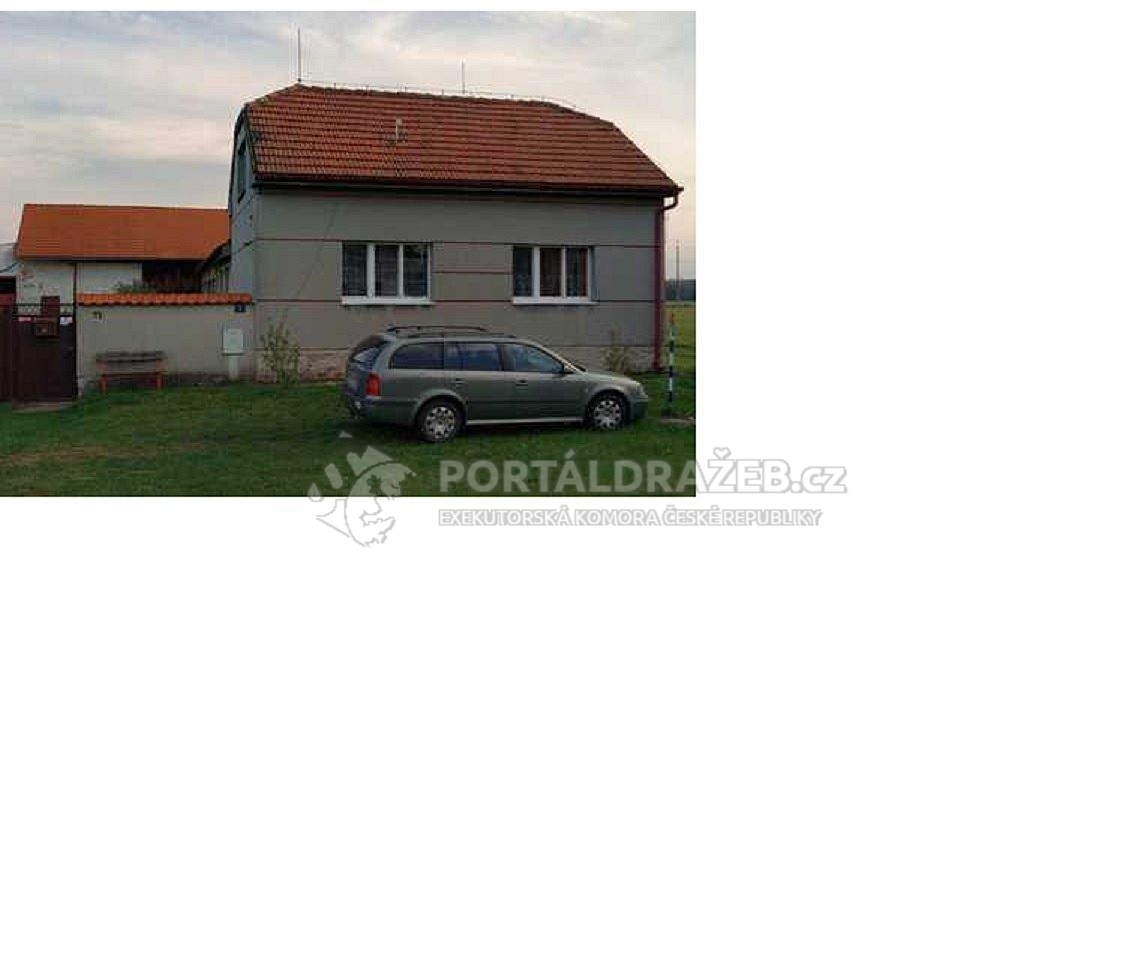 rodinný dům s pozemky, k.ú. Klipec - podíl 3/8