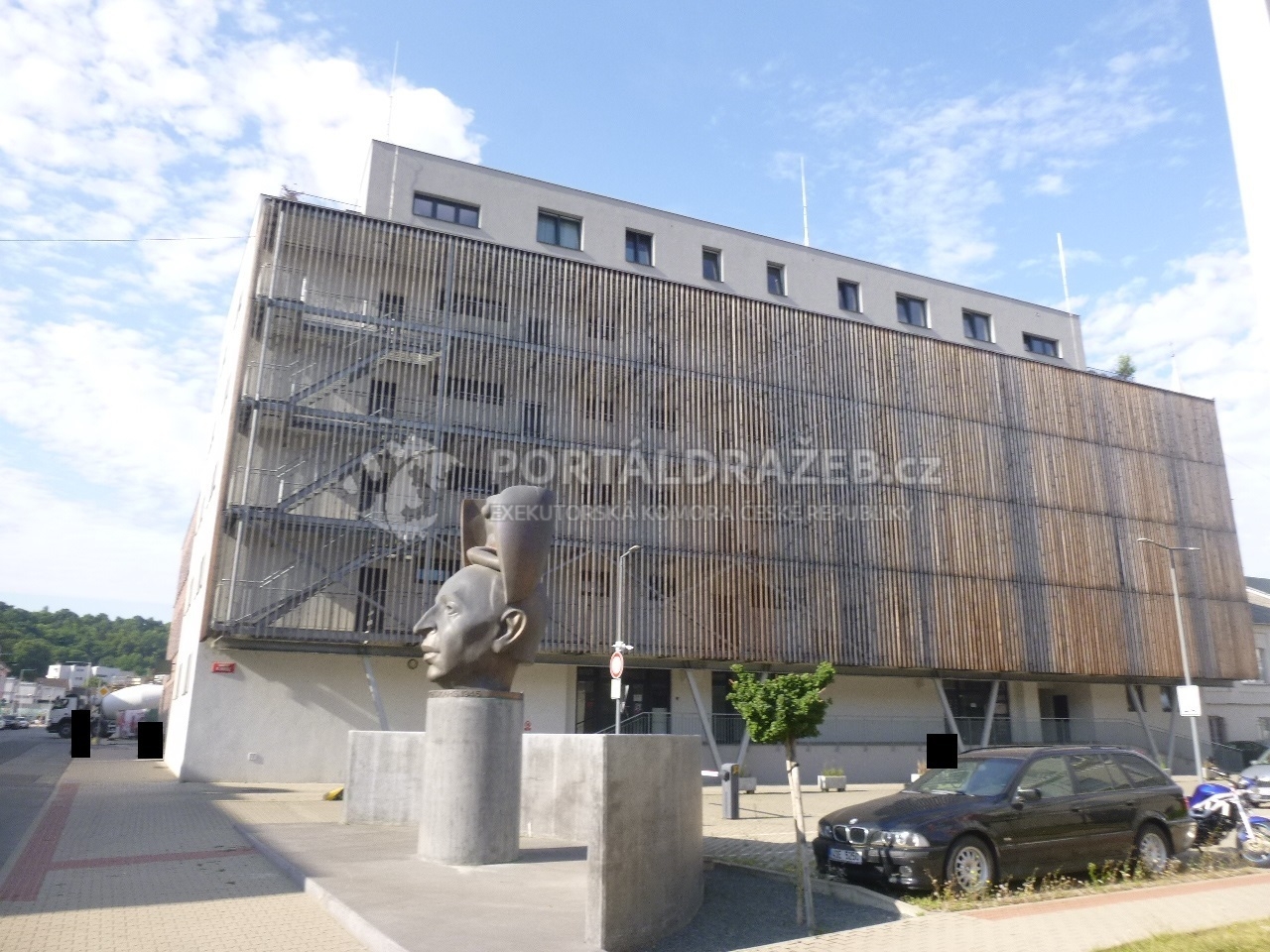 Byt 2+kk a pozemek v obci Kralupy nad Vltavou,