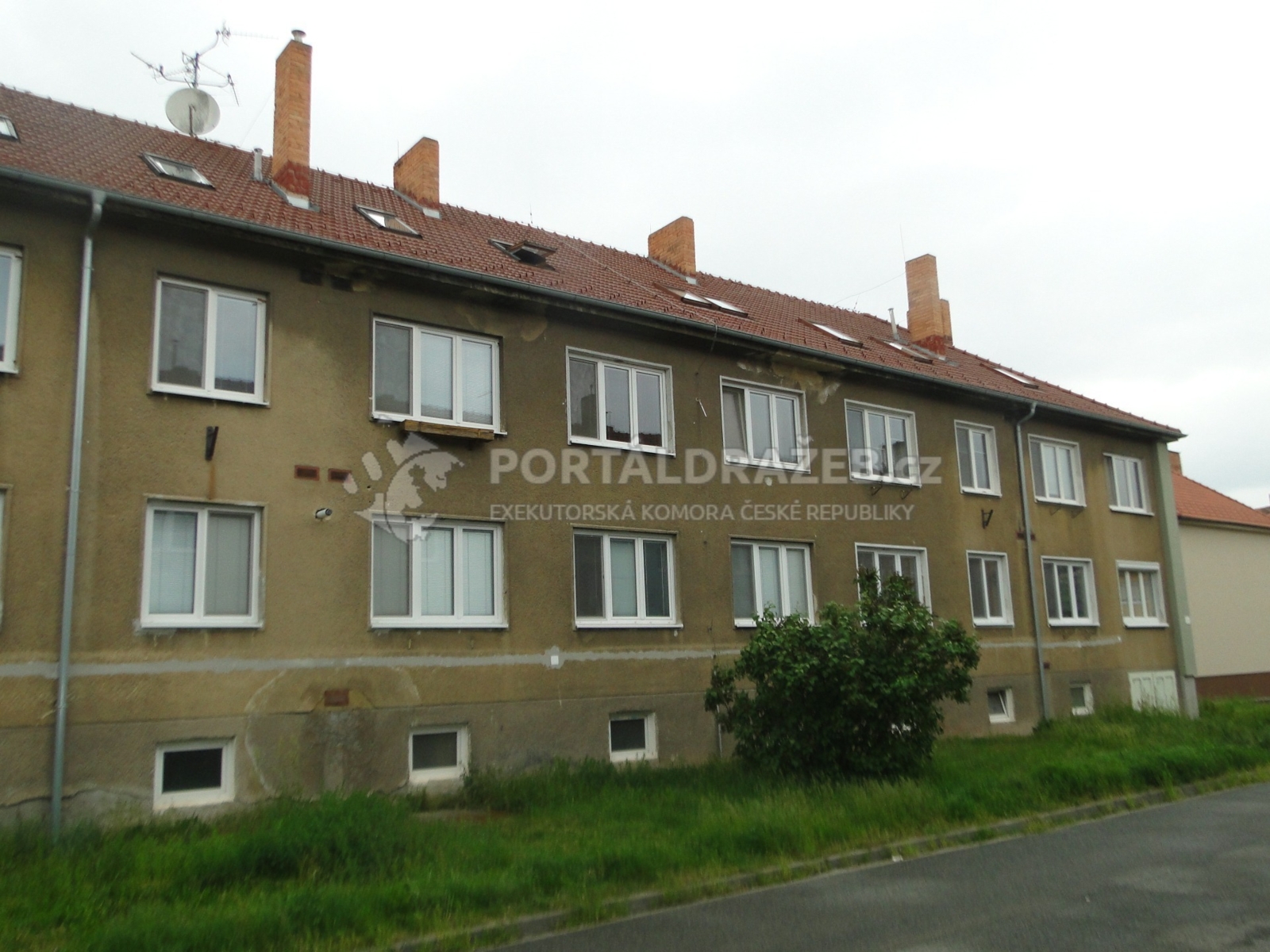 id. 1/10 bytu 2+1 a spoluvlastnický podíl na LV č.