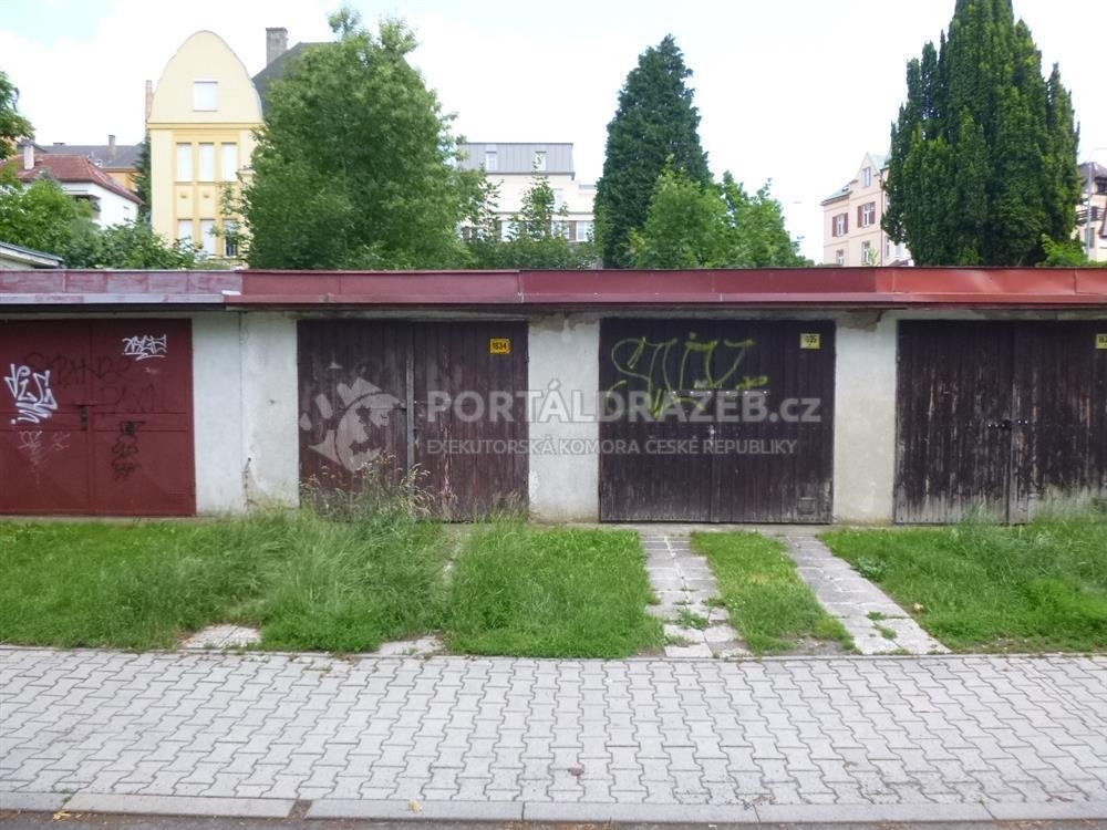 Dražba pozemků v Děčíně