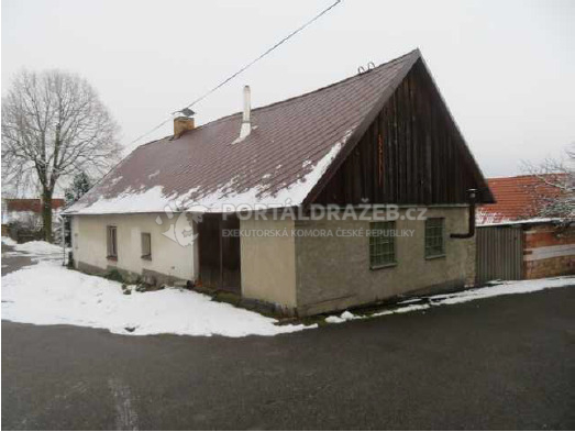Rodinný dům s pozemky v obci Stáj, okres Jihlava