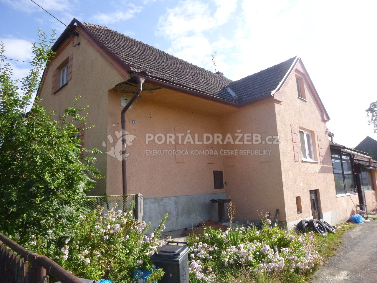 Rodinný dům v obci Spálené Poříčí, okr. Plzeň-jih