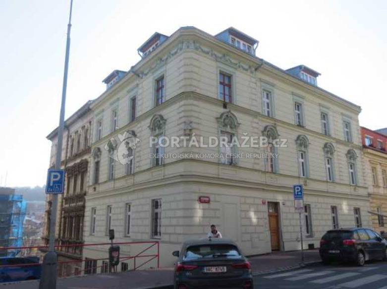 Byt 2+1 (č.j. 186/4) včetně ideál.spol.podílu (