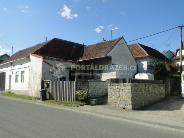 Rodinný dům ve Vlčnově, okr. Uherské Hradiště